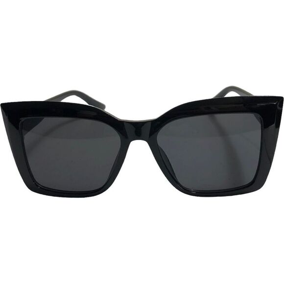Cat Eye Black Oversized Sunglasses - Picture 2 of 6